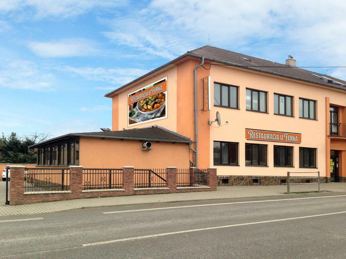 U Ferka Lemesany Exterior foto